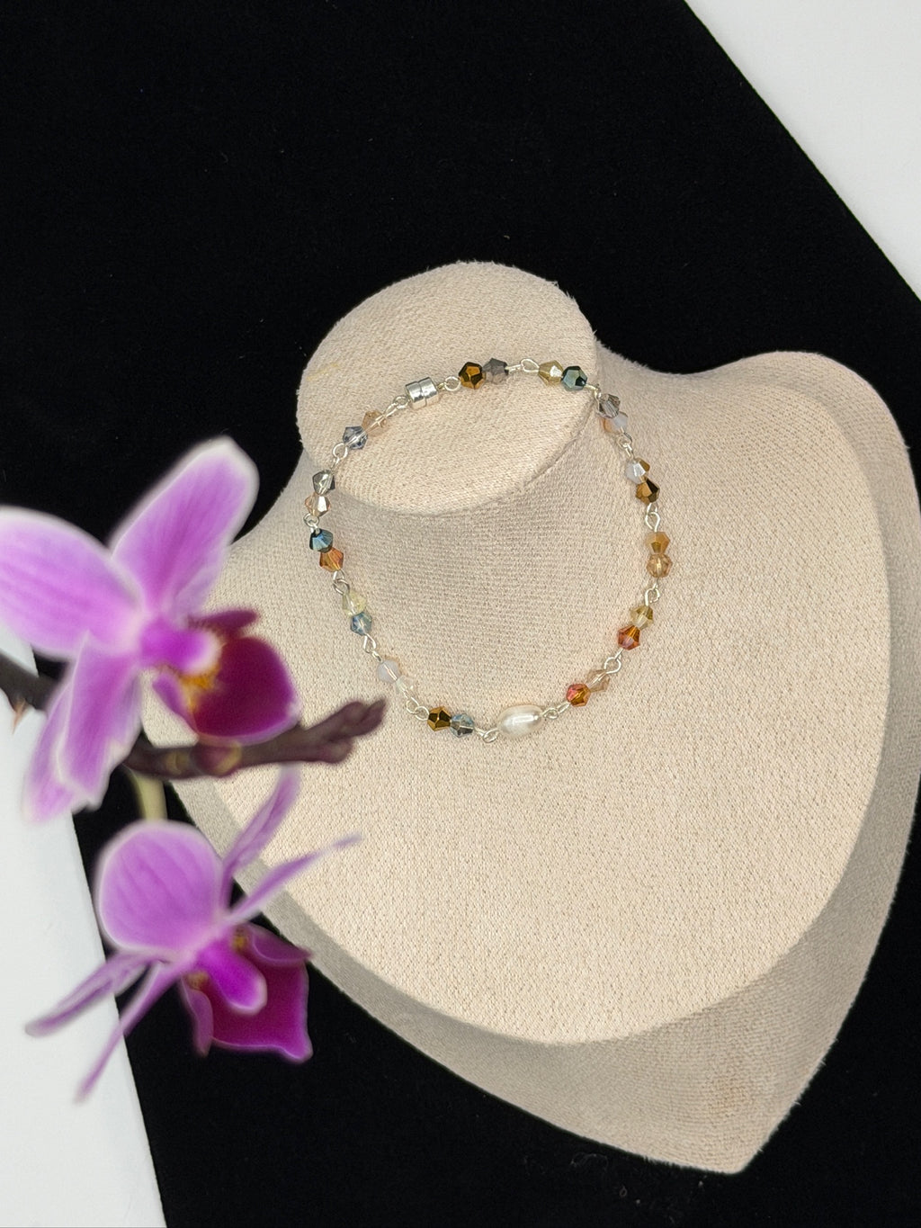 167 Magnetic Pearl Bracelet