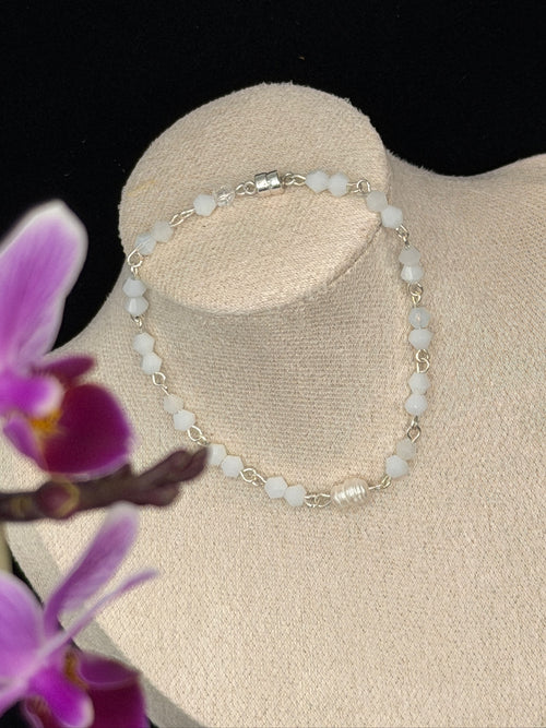 155 Pearl Magnetic Bracelet