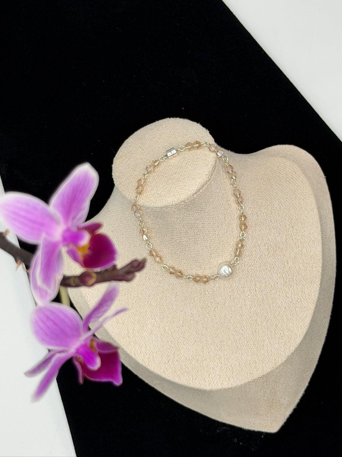 161 Pearl Magnetic Bracelet