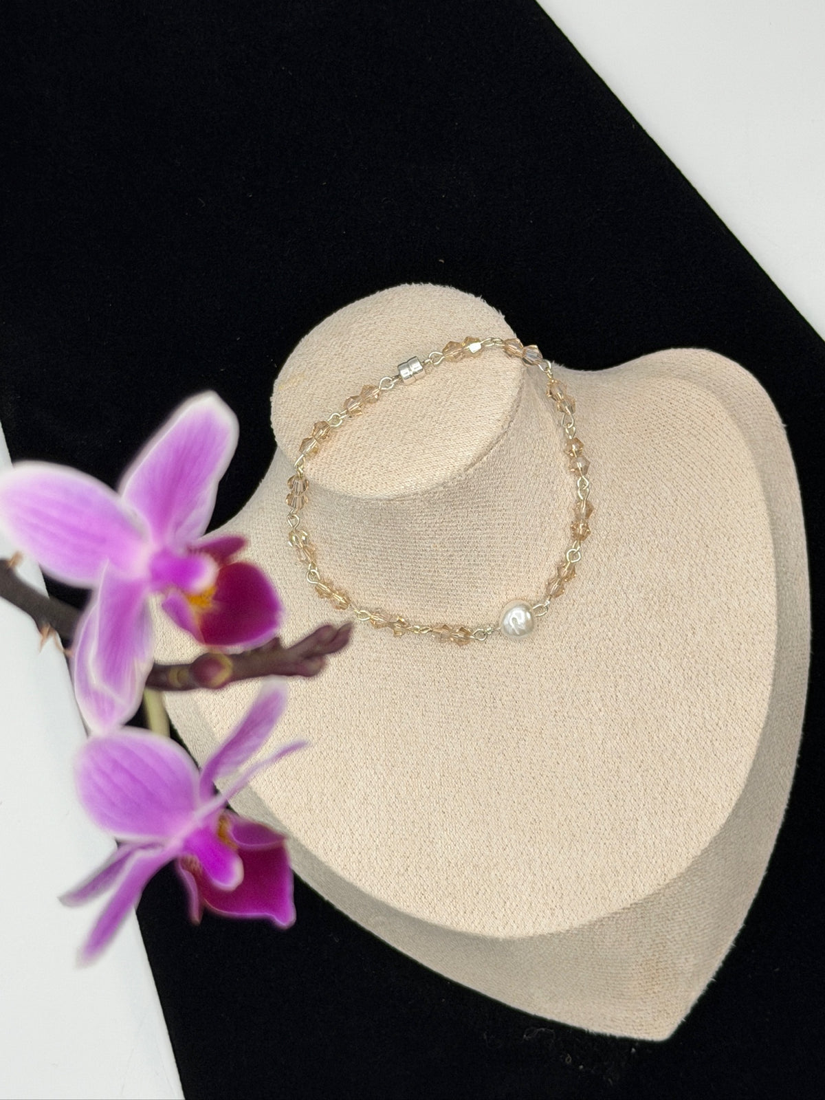 161 Pearl Magnetic Bracelet