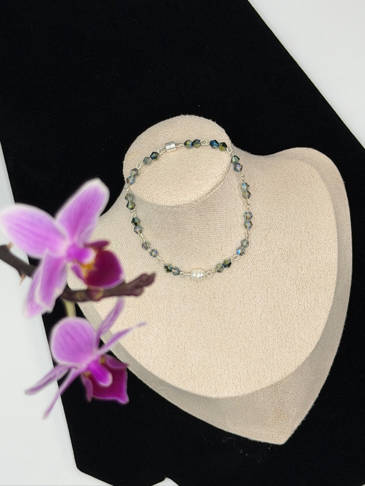 168 Magnetic Pearl Bracelet