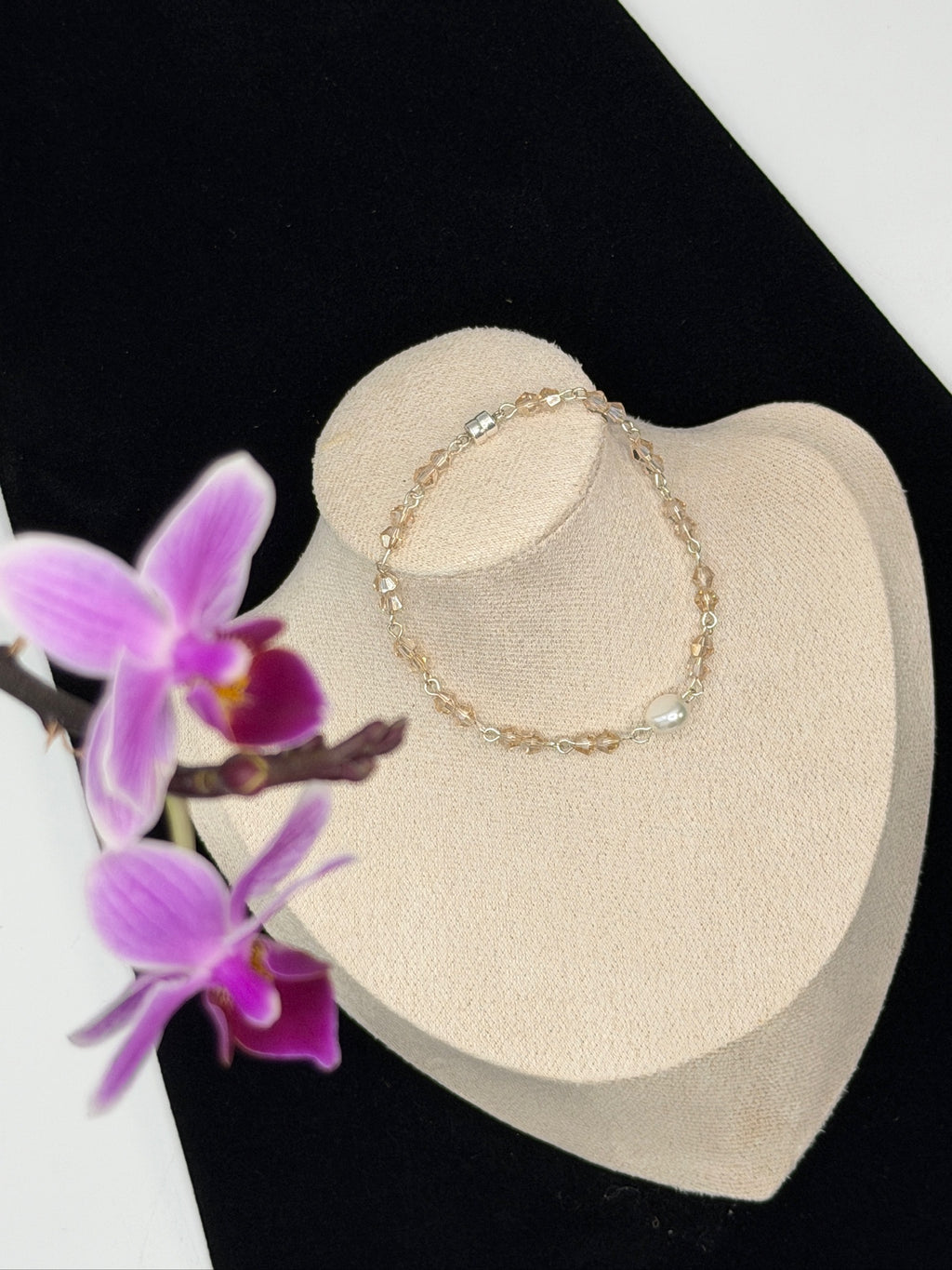 161 Pearl Magnetic Bracelet