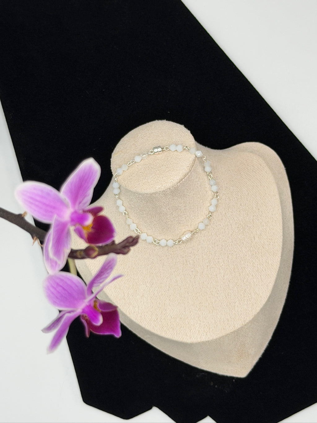 155 Pearl Magnetic Bracelet