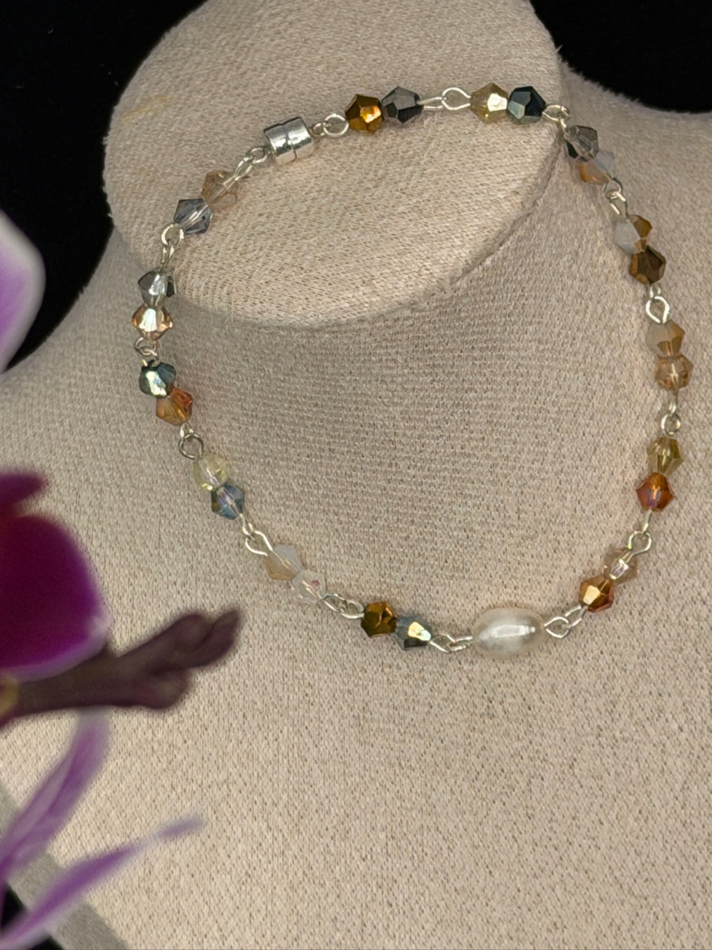 167 Magnetic Pearl Bracelet