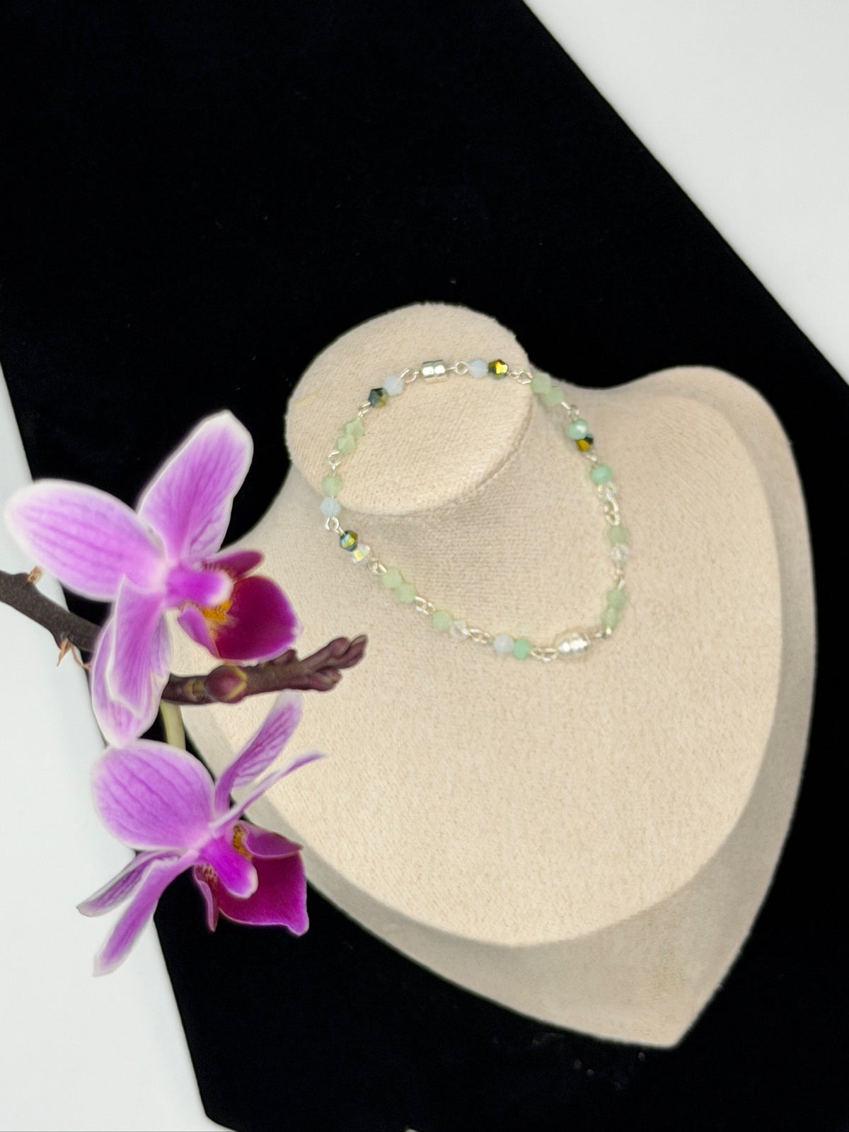 160 Pearl Magnetic Bracelet