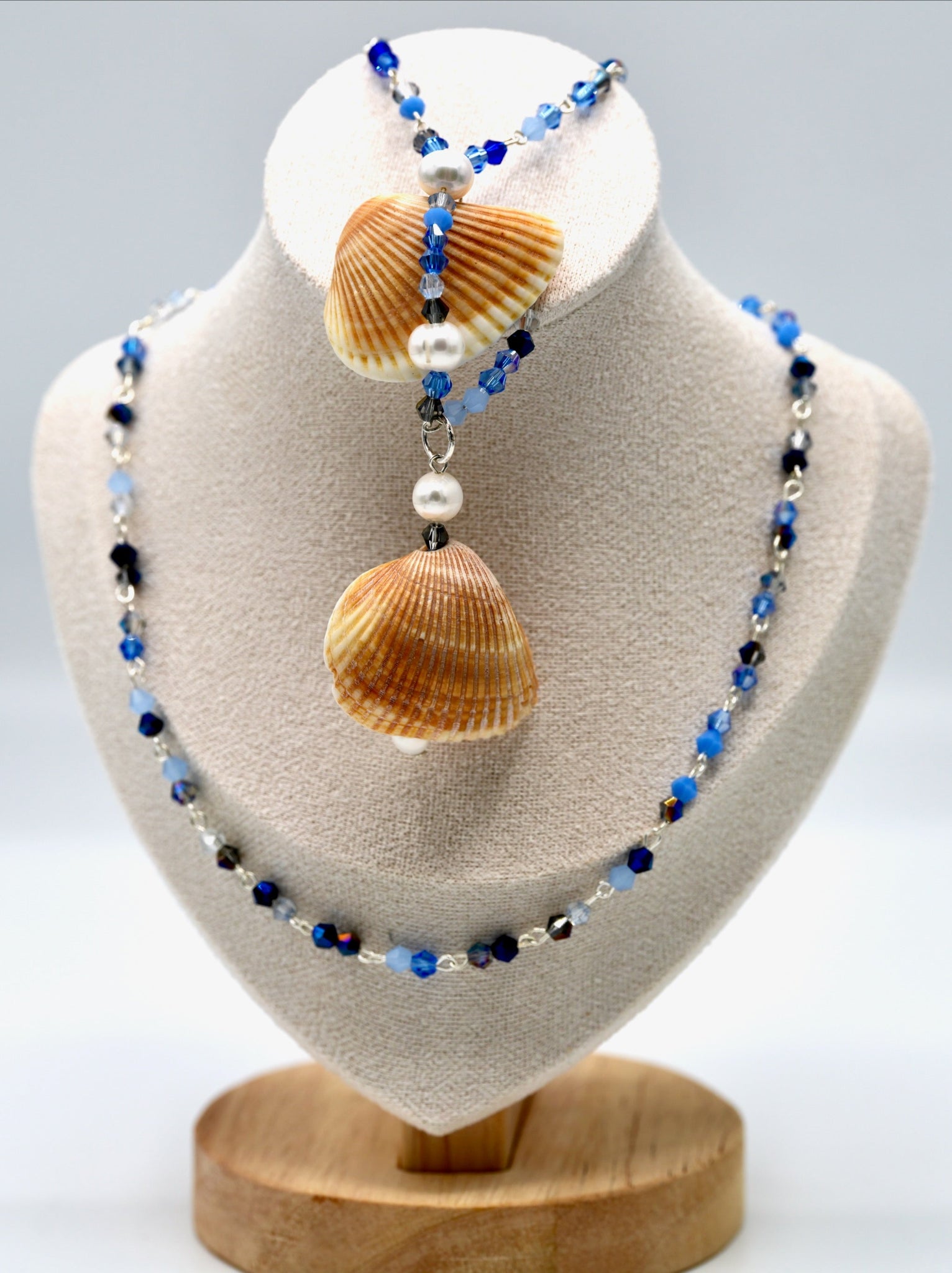 Beach Beauty Blue and White Pearl Seashell Pendant (pendant and necklace only)