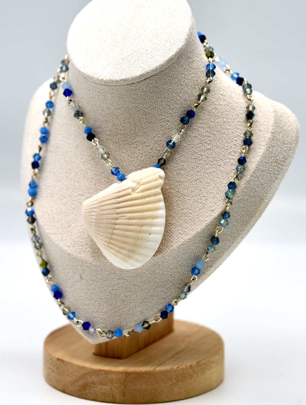 White Blue Shell and Pendant Necklace