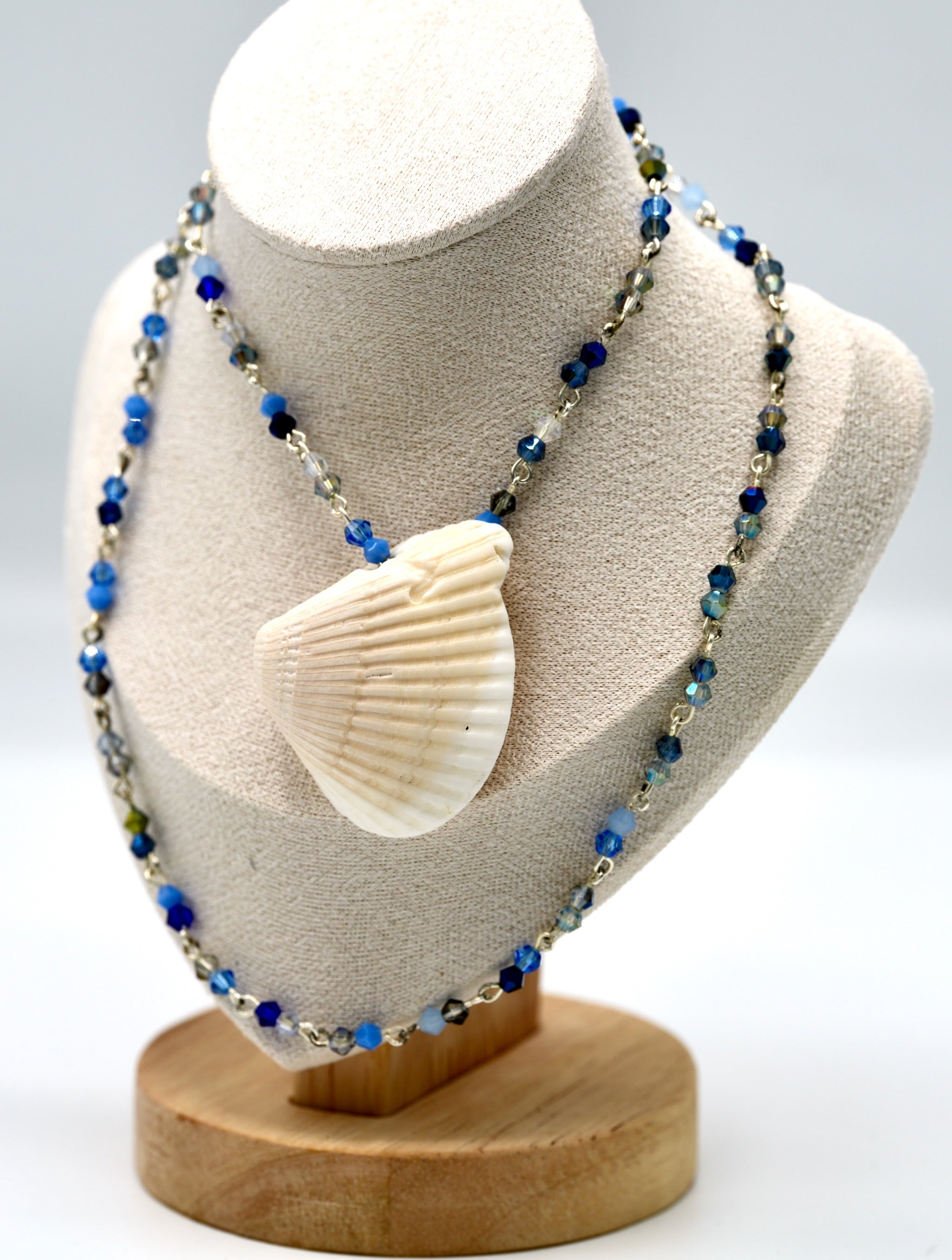 White Blue Shell and Pendant Necklace