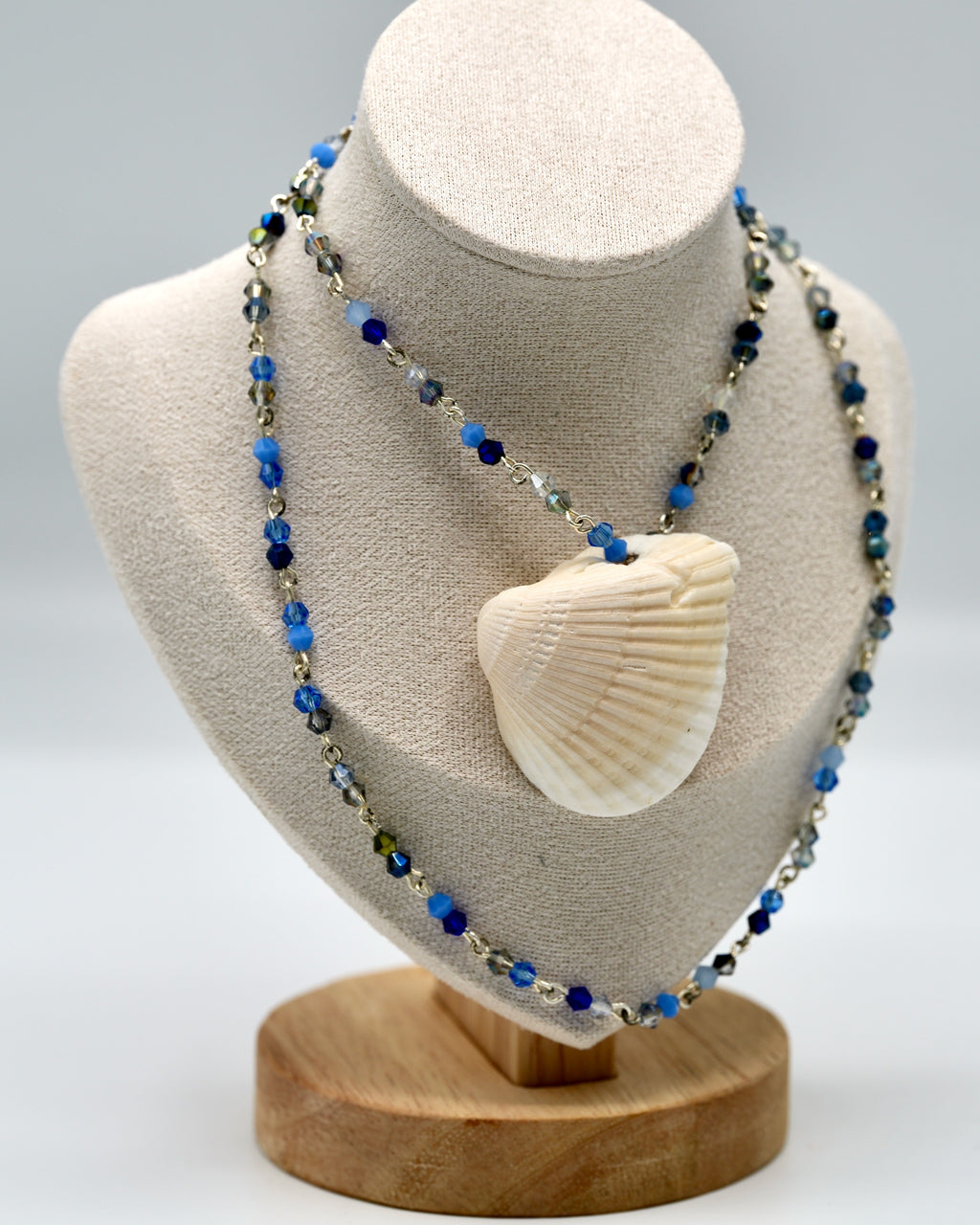 White Blue Shell and Pendant Necklace