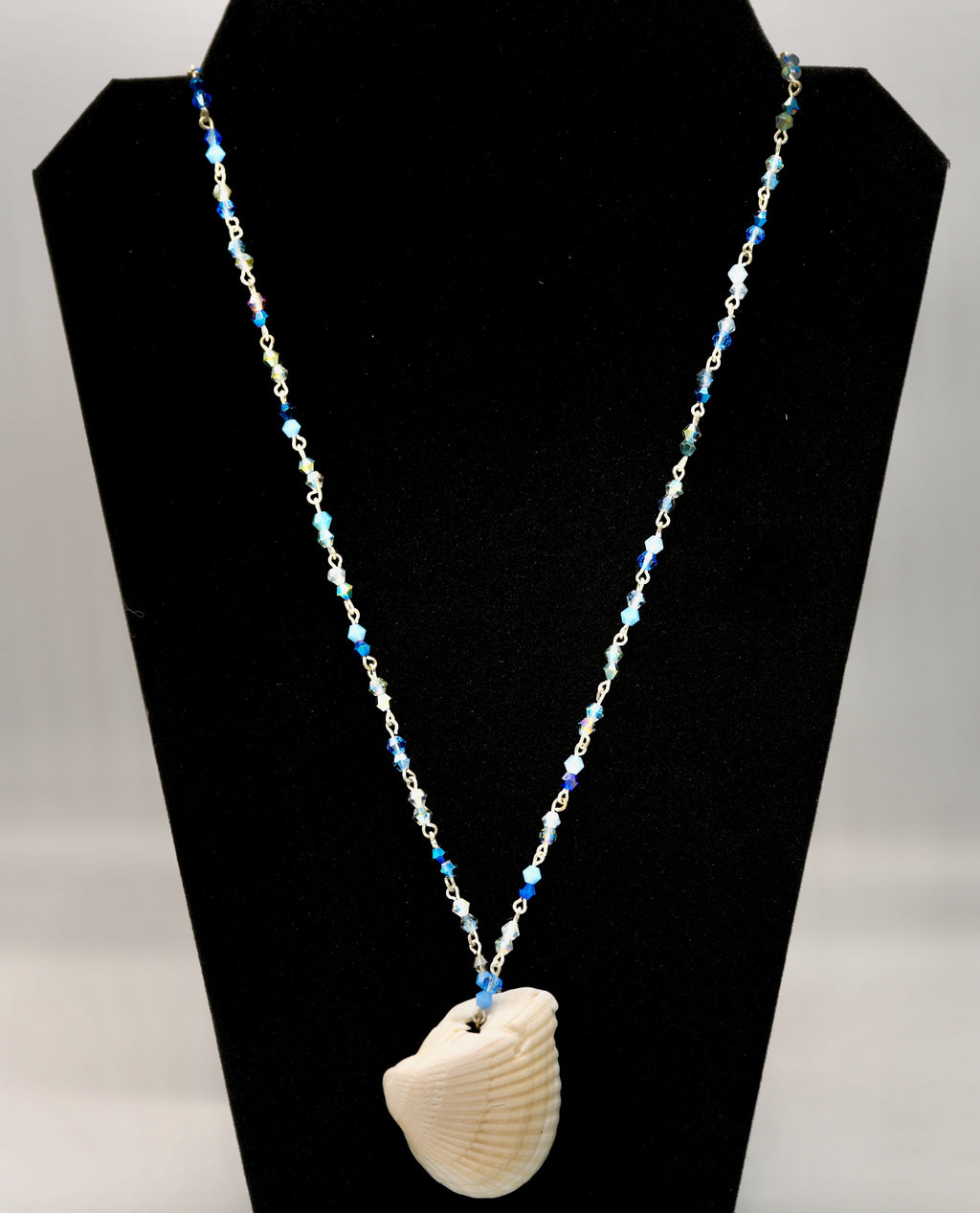 White Blue Shell and Pendant Necklace