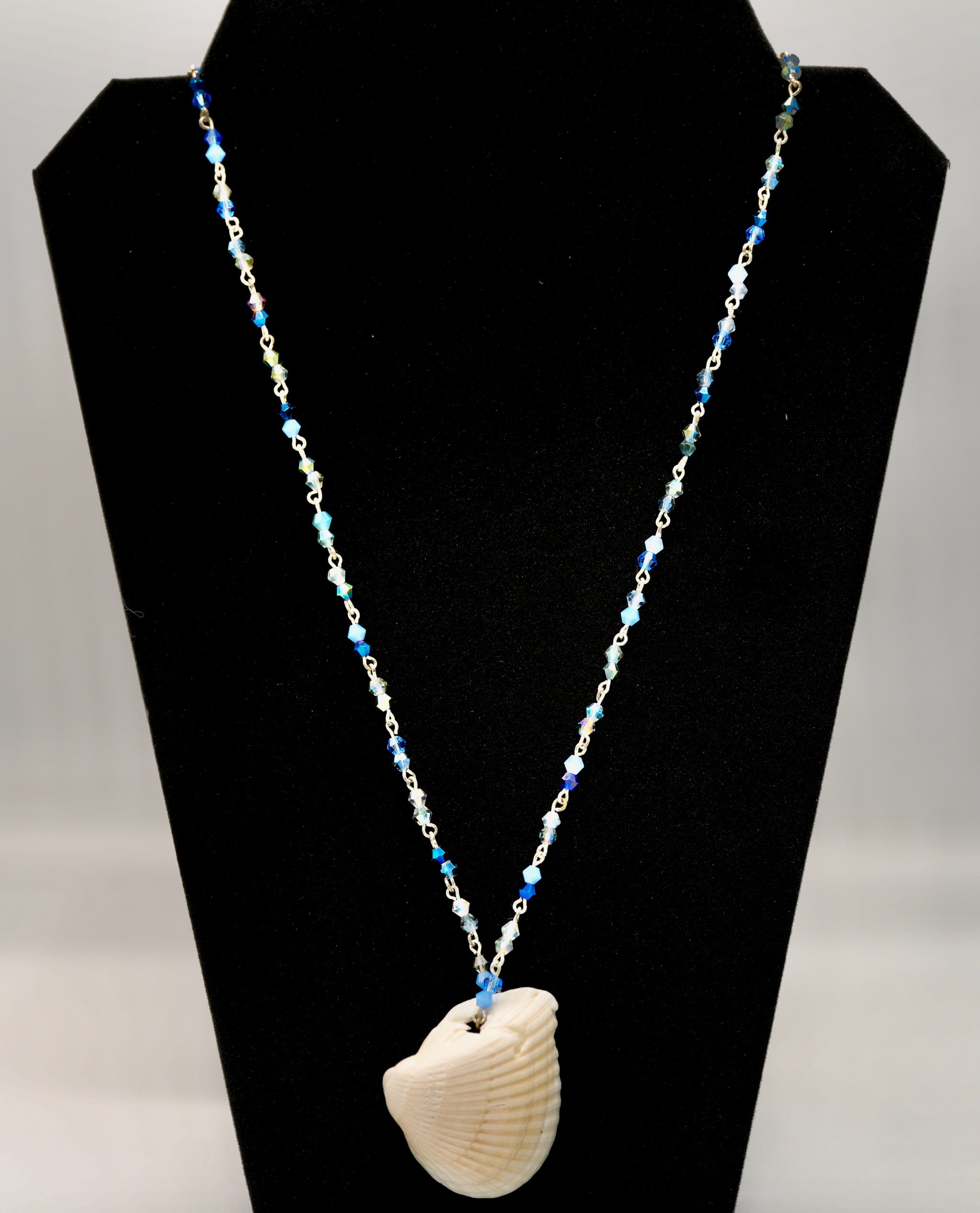 White Blue Shell and Pendant Necklace