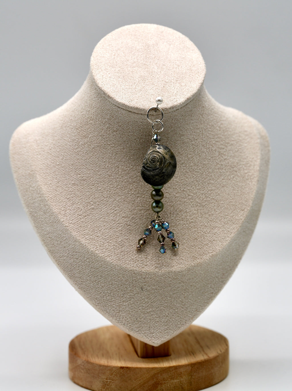 Swirl with Green Pearl Shell Pendant (Pendant Only)