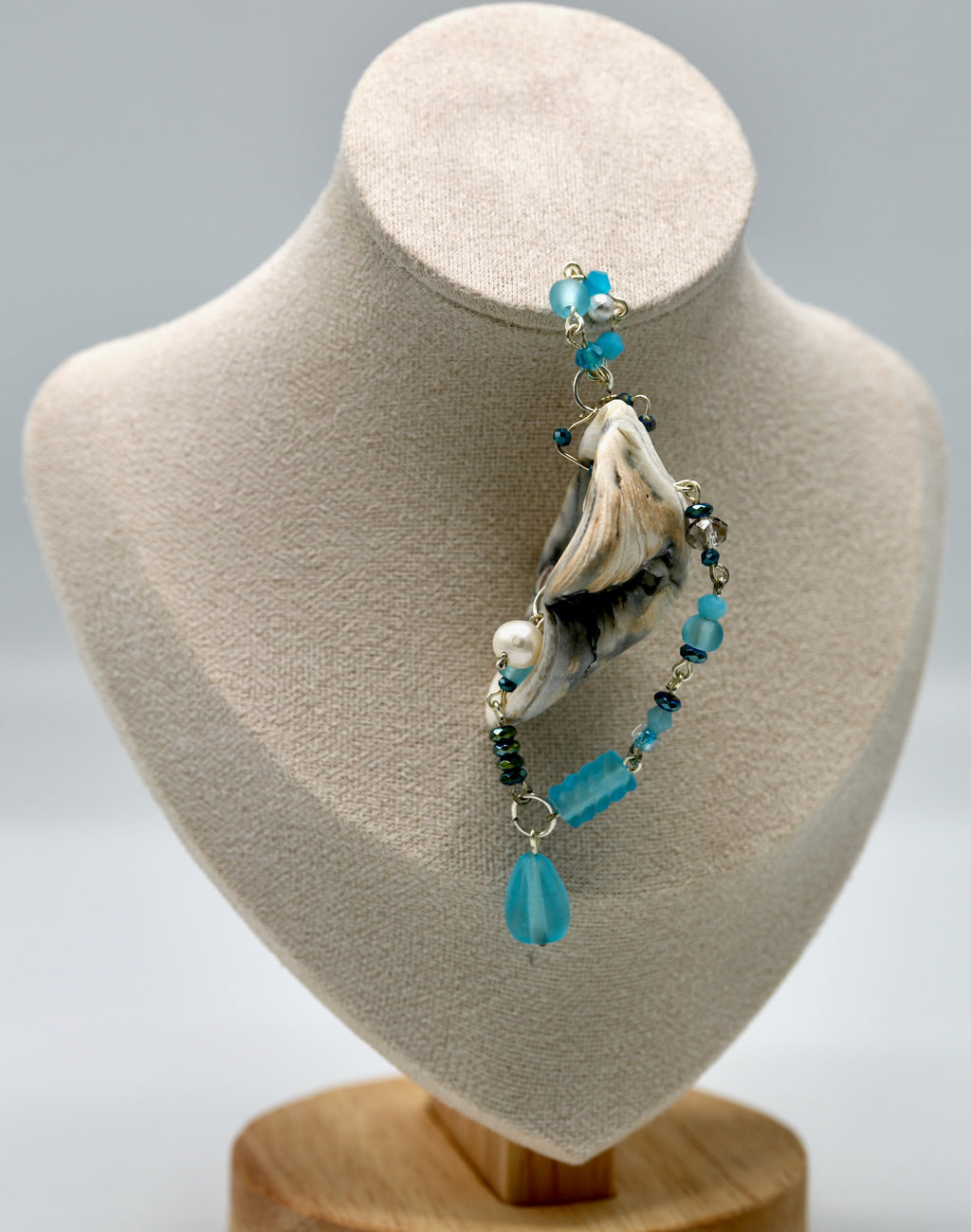 Blue with White Pearl Shell and Crystal Pendant (Set)