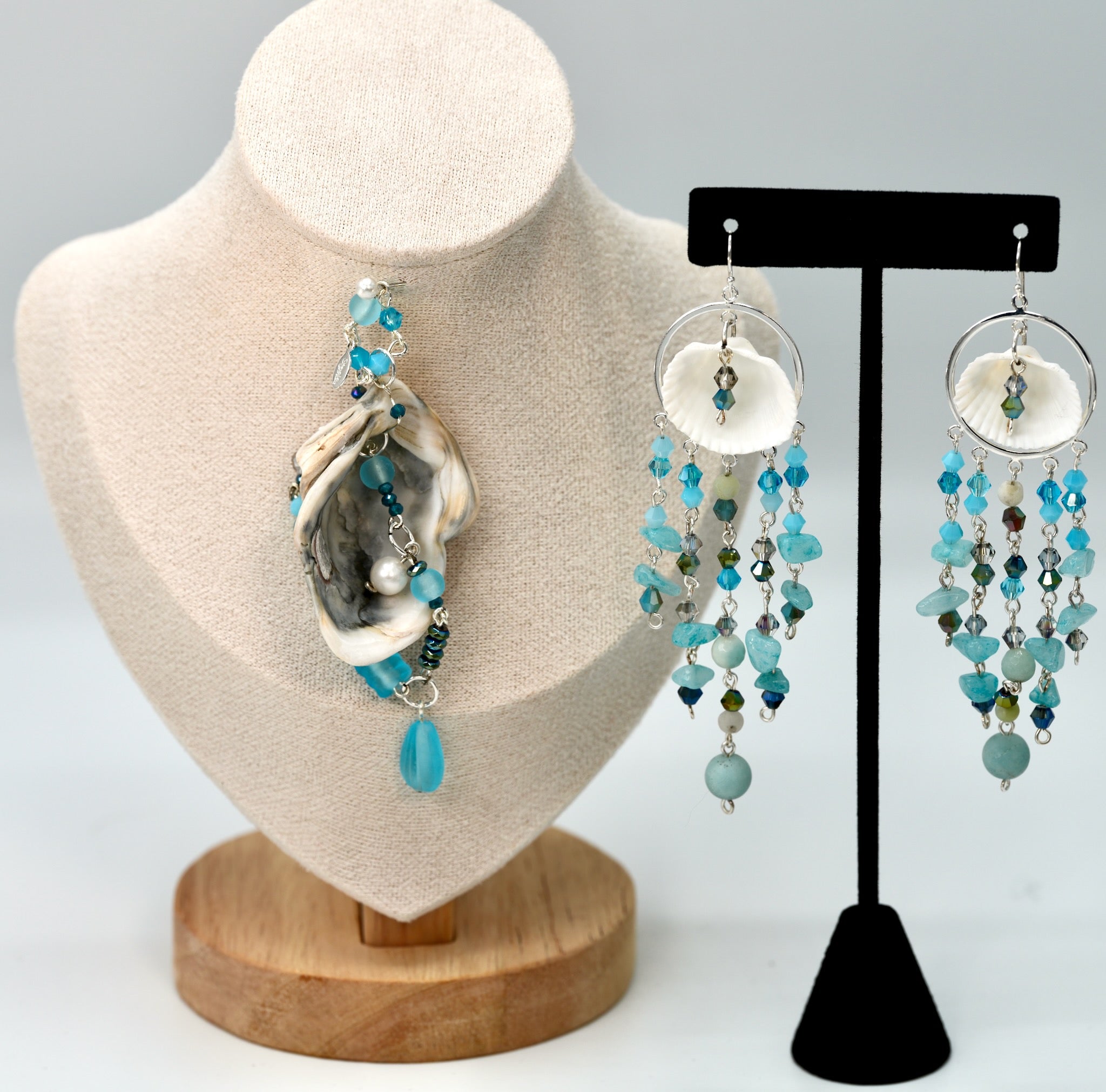 Blue with White Pearl Shell and Crystal Pendant (Set)