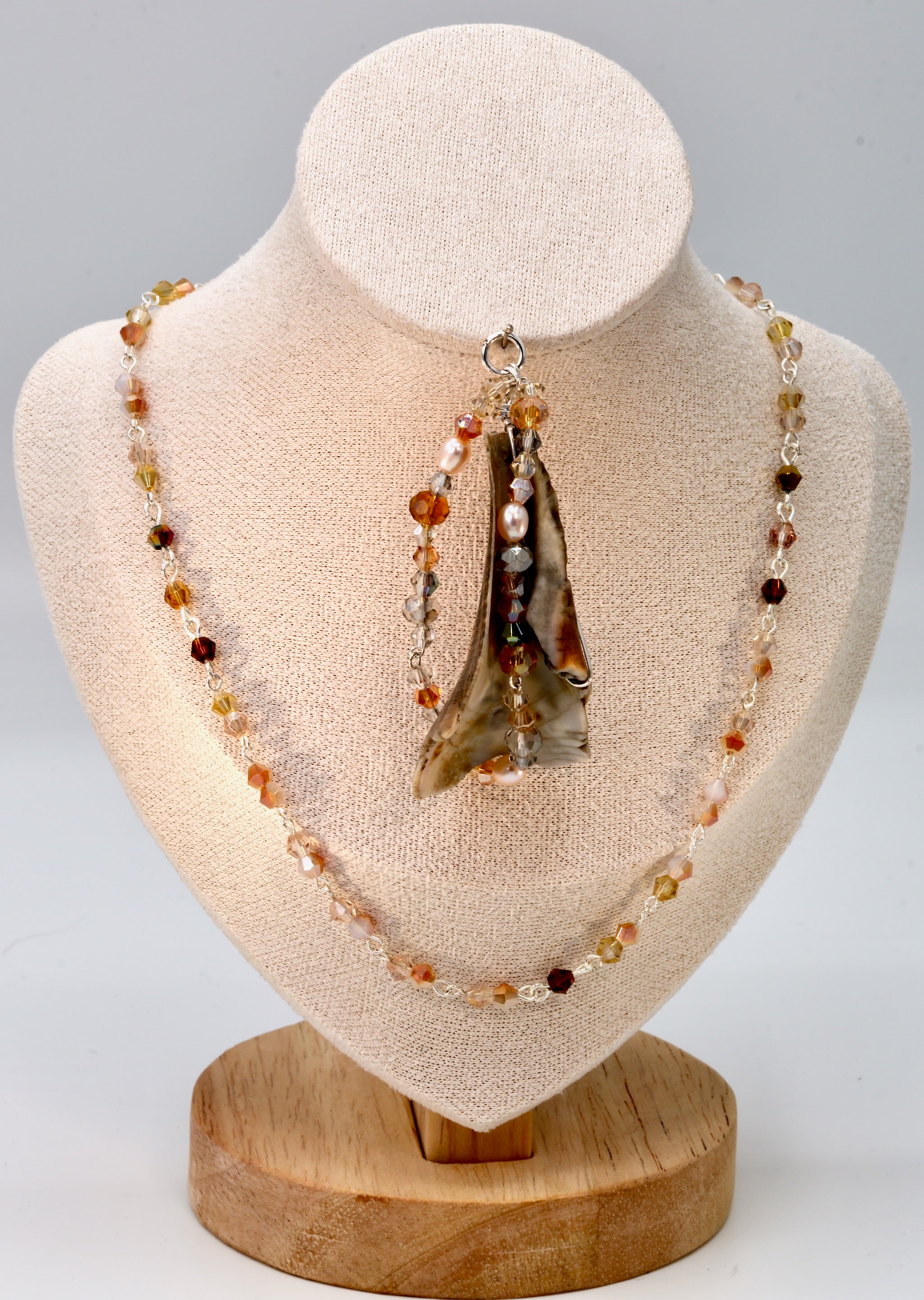 128 Shell Pendant Set