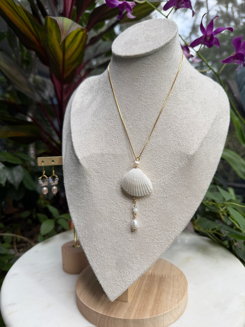 141 Shell Pendant Only
