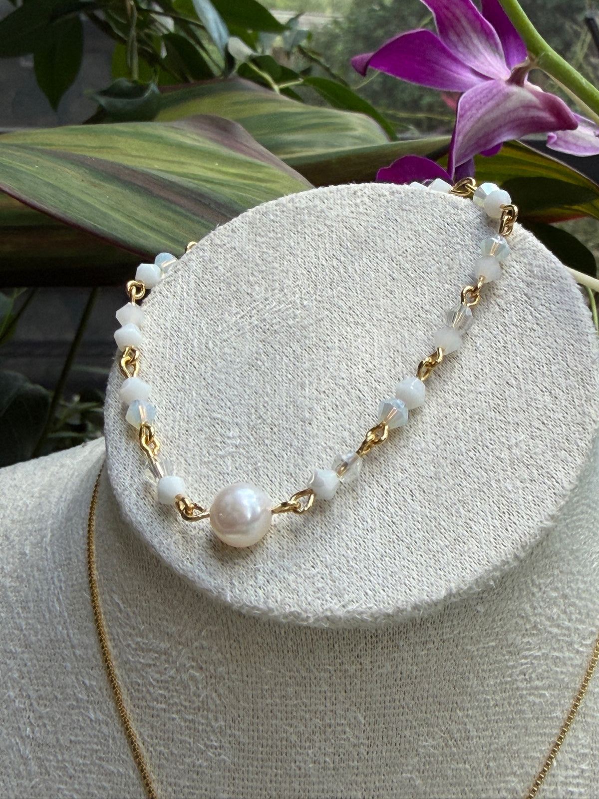 142 Pearl Magnetic Bracelet