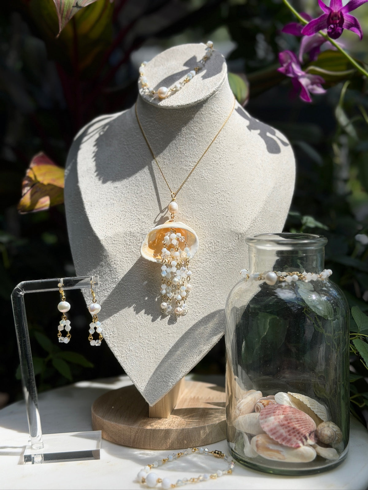 137 Shell Pendant Only