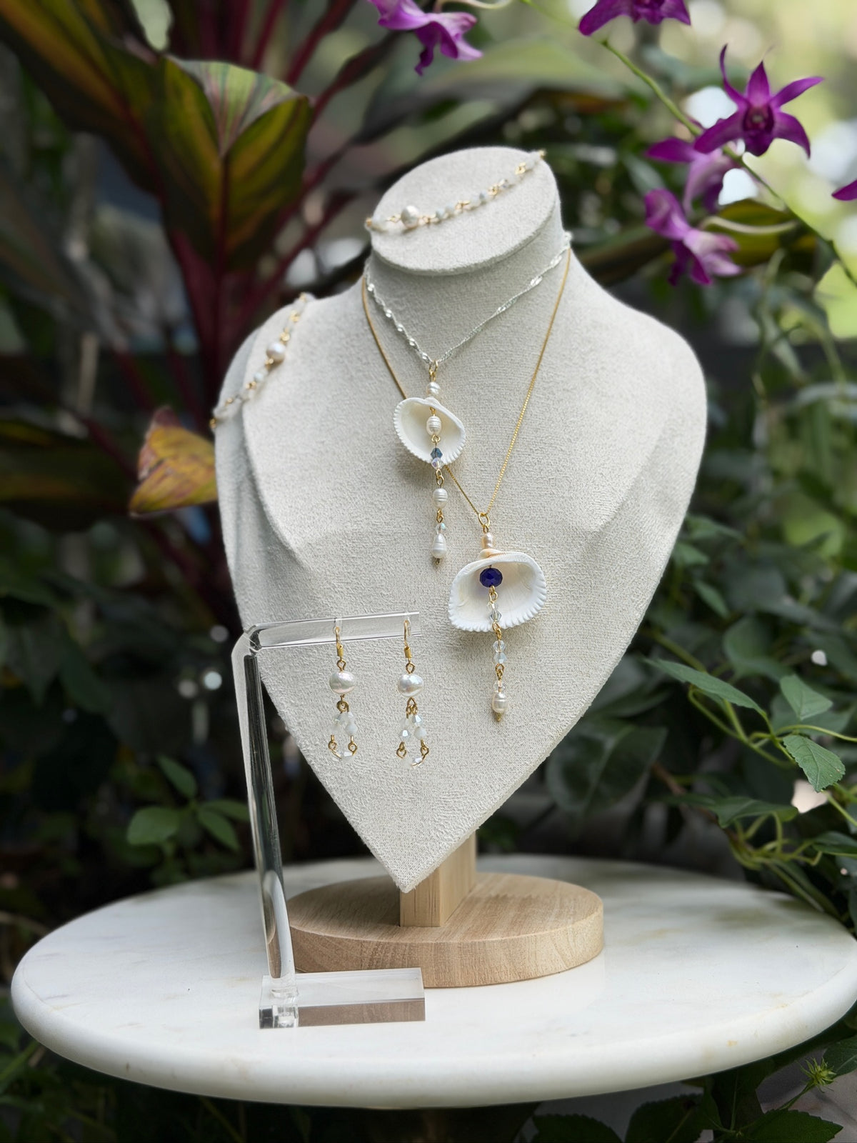 136 Shell Pendant Only
