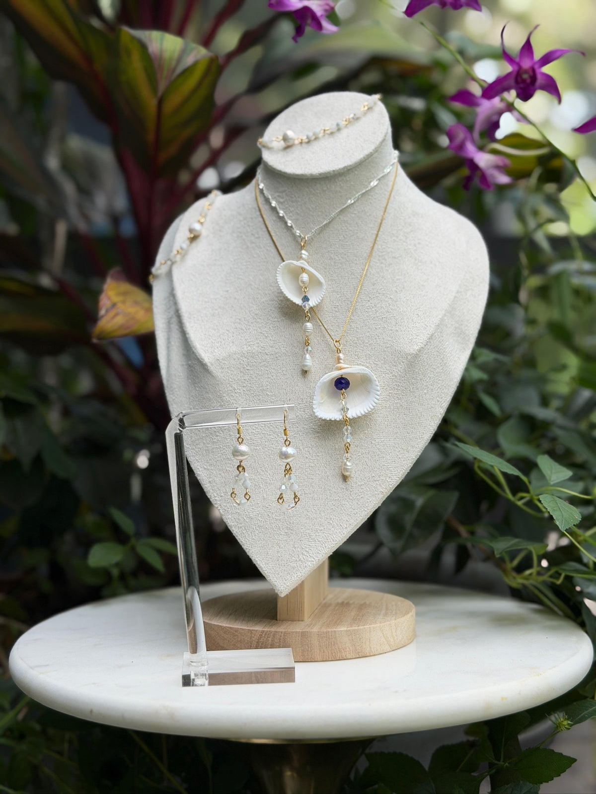 136 Shell Pendant Only