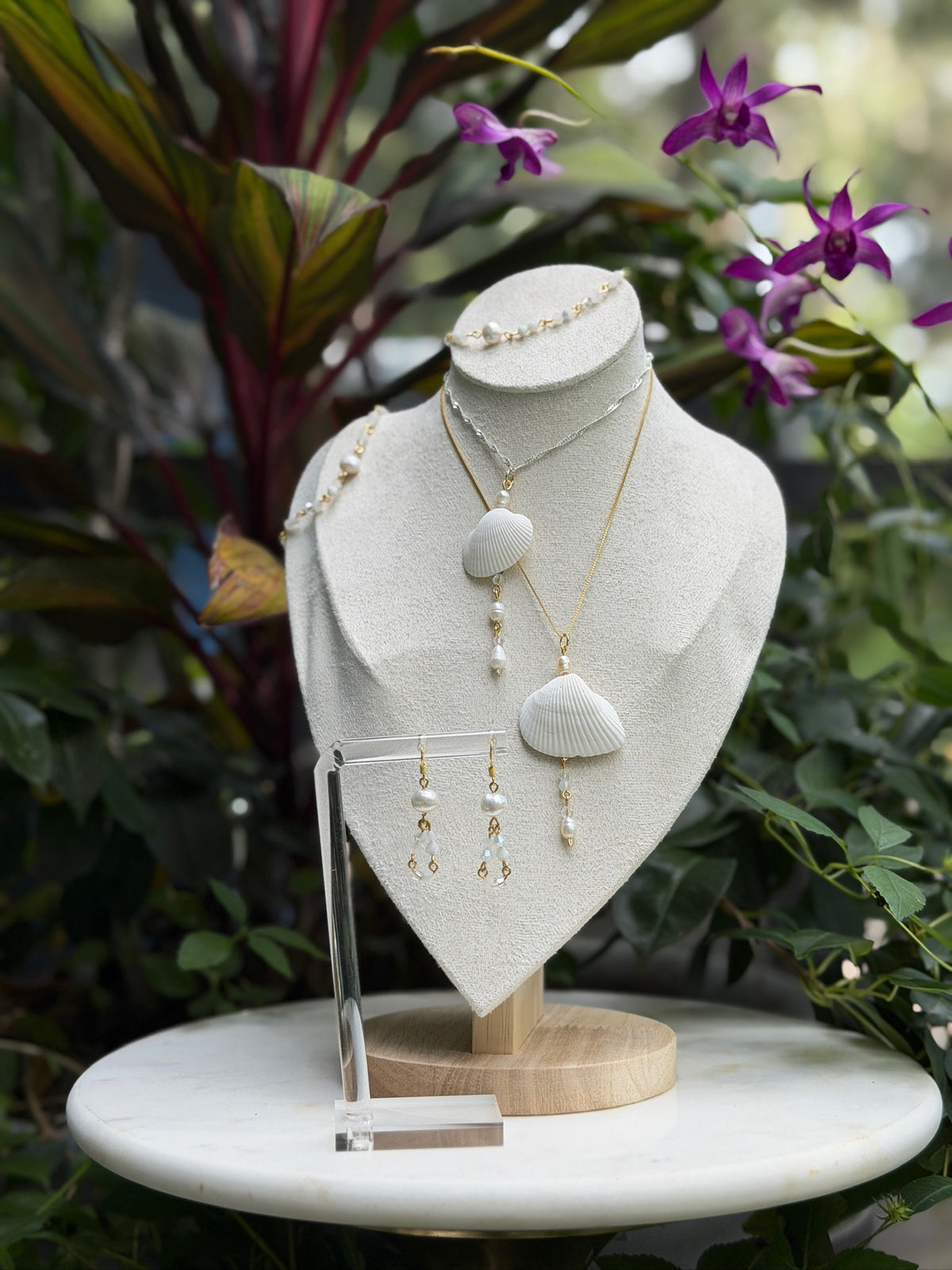 136 Shell Pendant Only