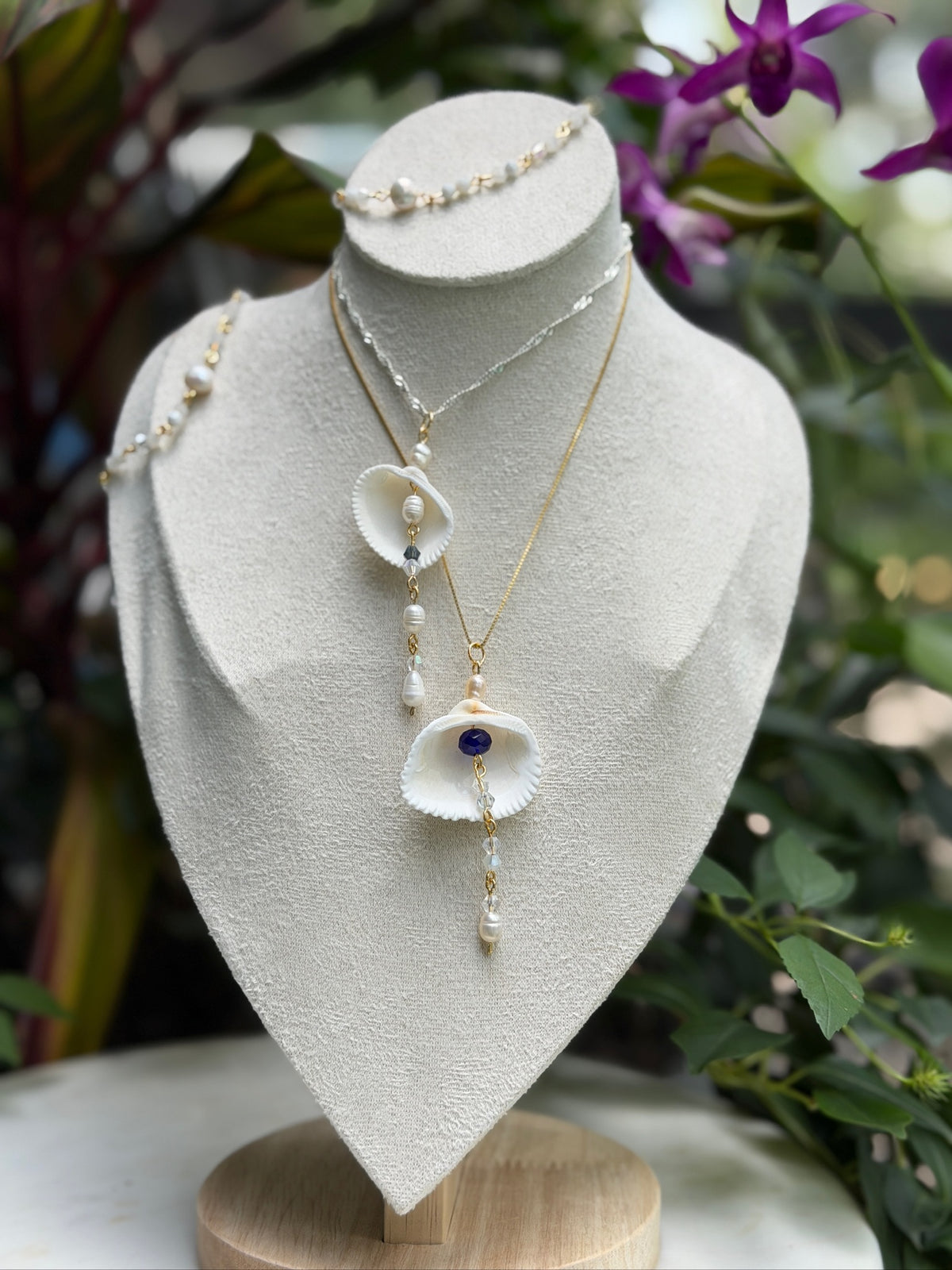 136 Shell Pendant Only