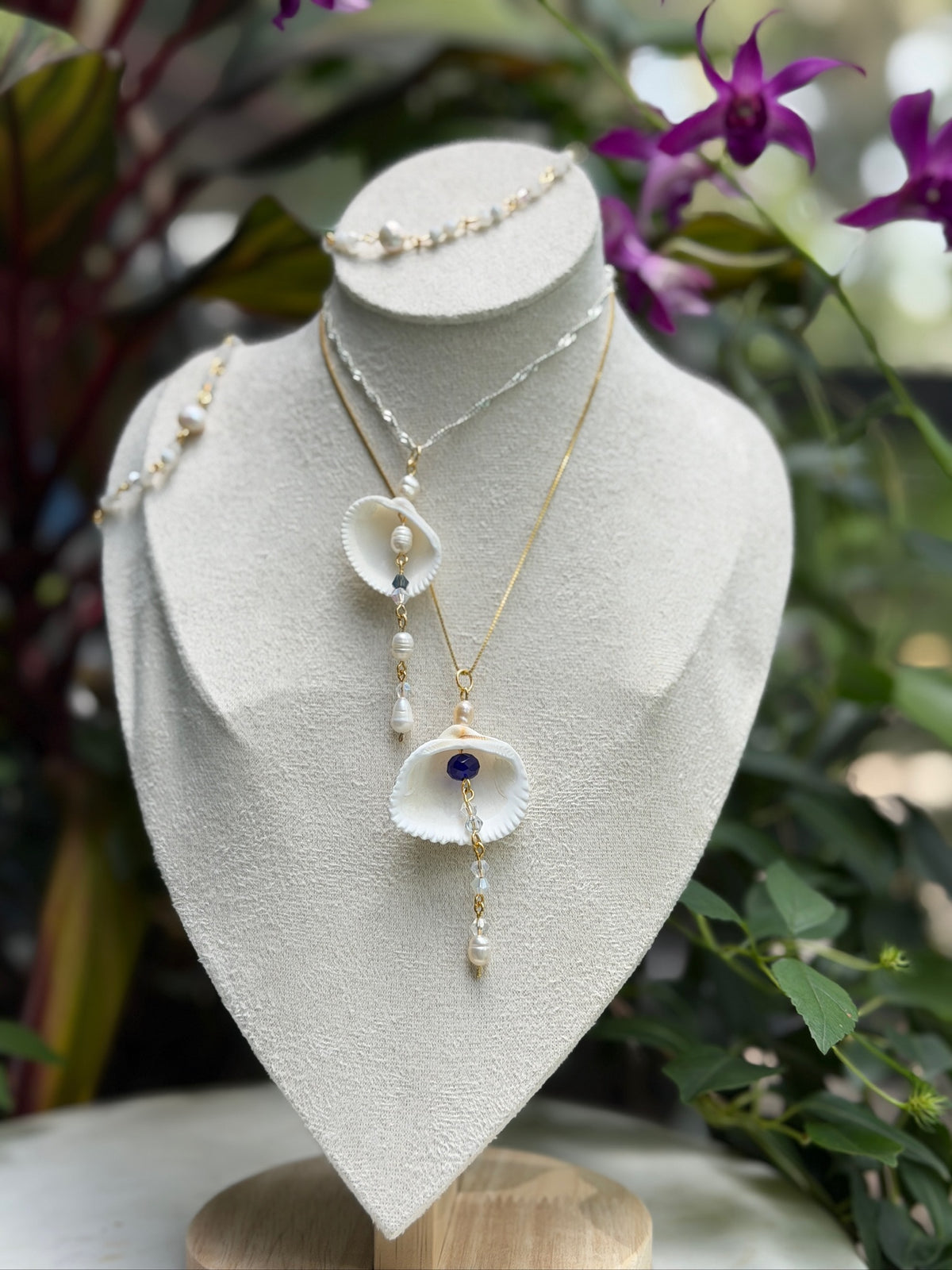 136 Shell Pendant Only